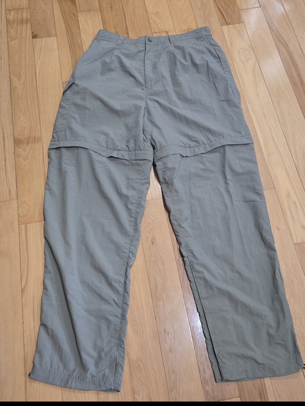 Vtg Campmor Sage Green Convertible Zip-Off Hoking Pants/Shorts